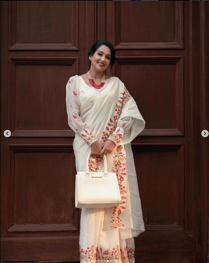 DIL KO PHELA  WALE PREMIUM COTTON LINEN SAREE