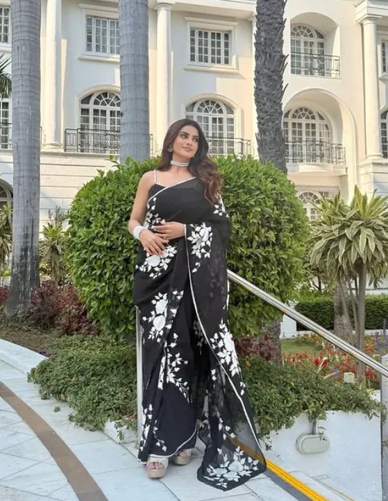 PYAR HOTA HAI KAISE WALE MODAL SATIN SILK