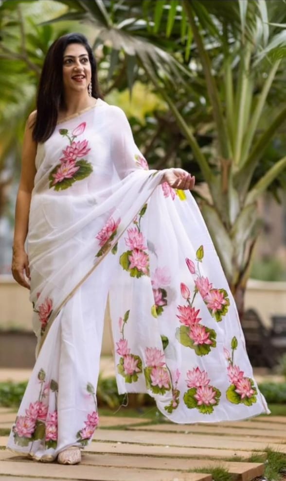 PYARI PYARI WALE  PREMIUM LINEN COTTON SAREE