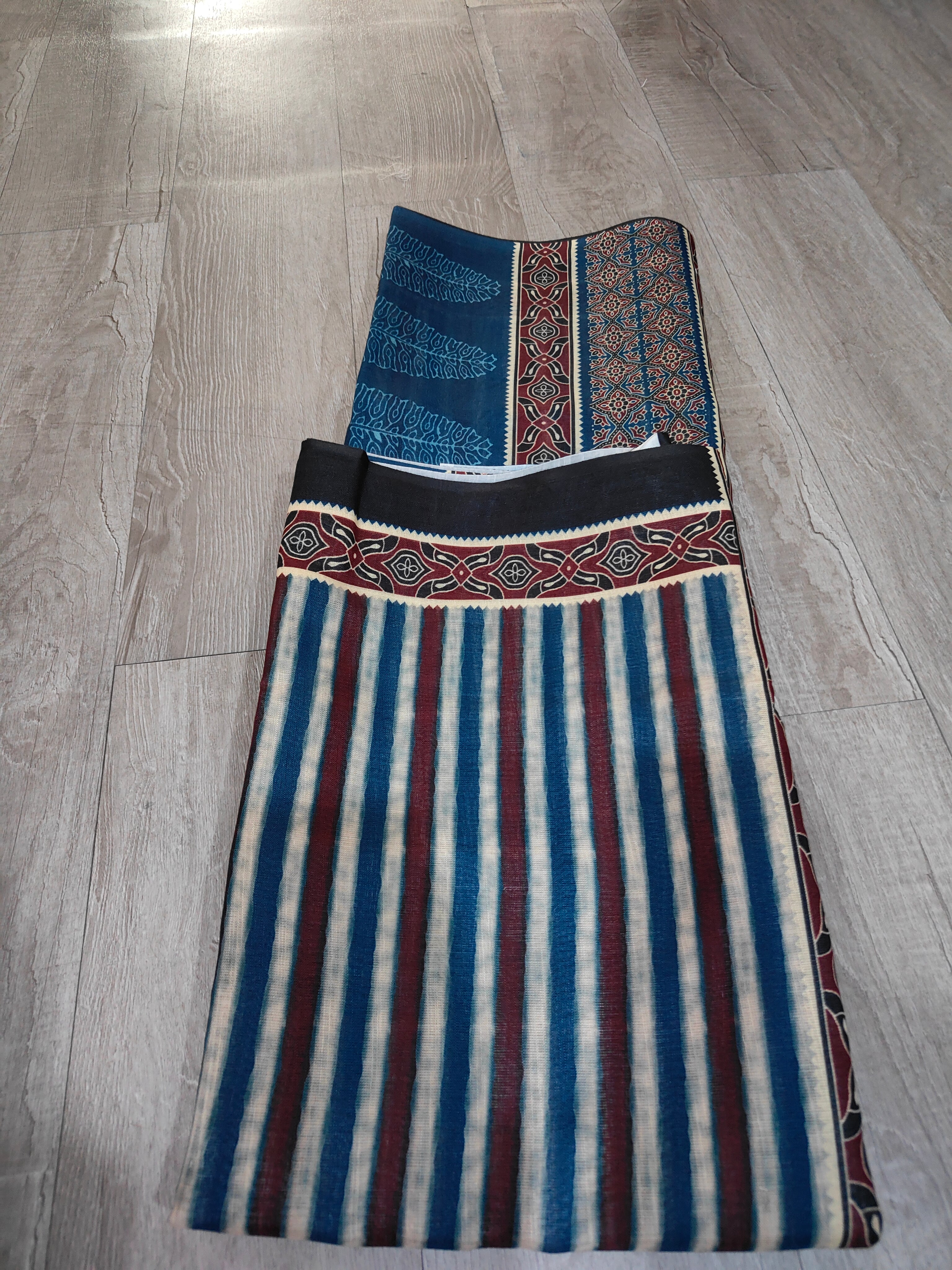 HOMEIS WIFEY WALE PREMIUM COTTON LINEN SAREE