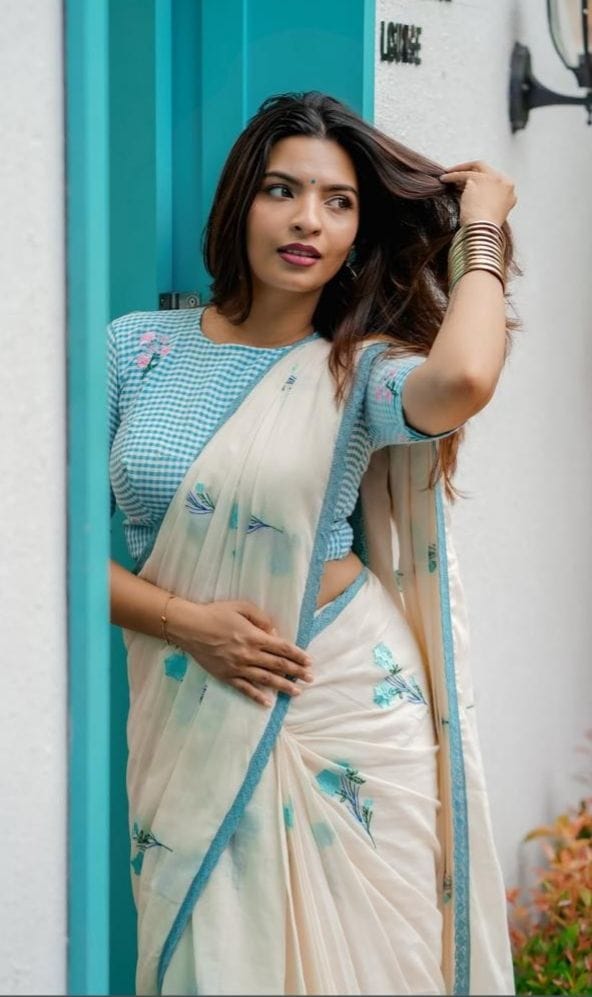 NEHA -- PREMIUM LINEN COTTON SAREE