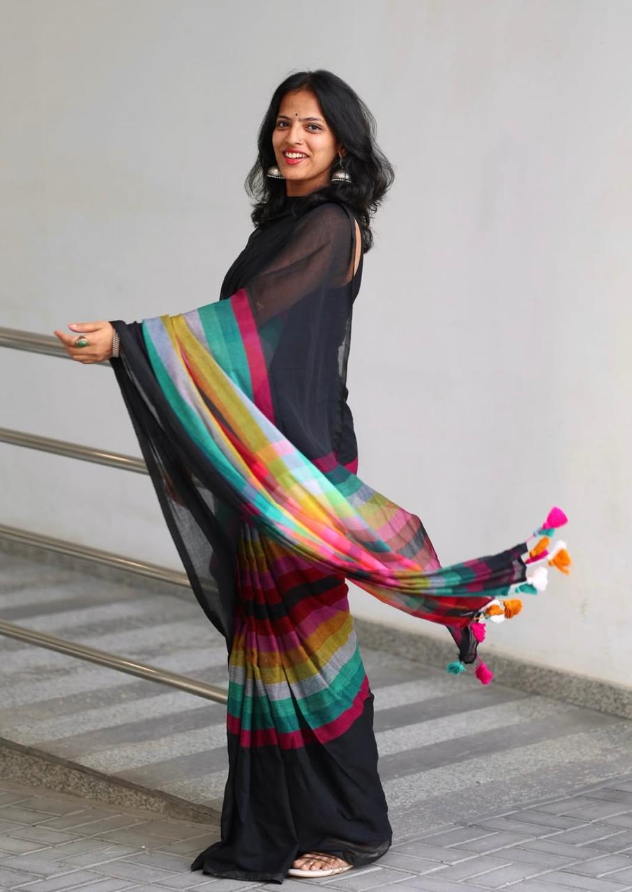 Chunari ke peche WALE PREMIUM LINEN COTTON SAREE