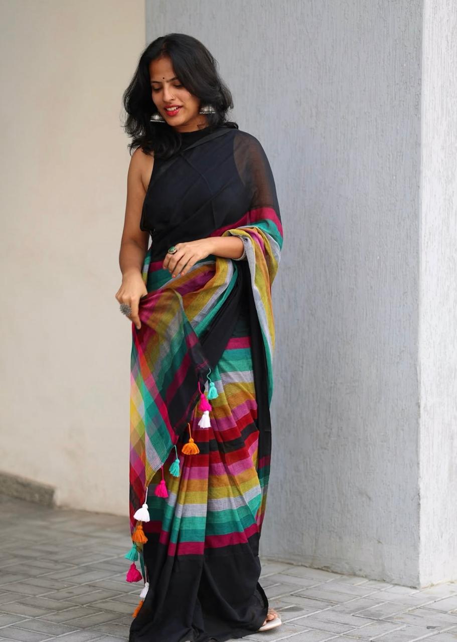 Chunari ke peche WALE PREMIUM LINEN COTTON SAREE