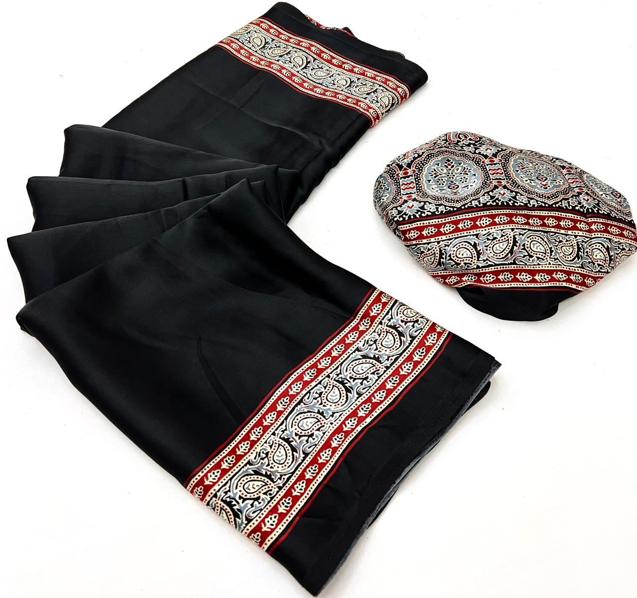 AAKHE KHULI HO YA BAND WALE MODAL SILK
