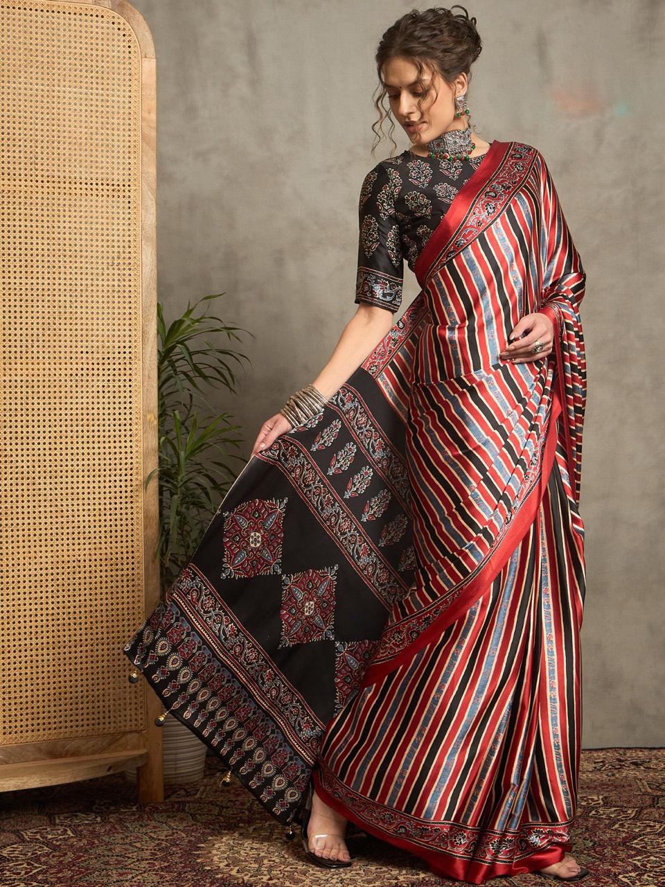 ME AAYA TUJKO LENE  -- PREMIUM MODAL SATIN SILK SAREE
